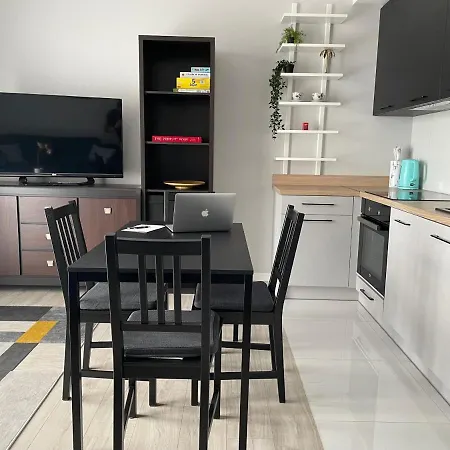 Kazimierza Wielkiego 32